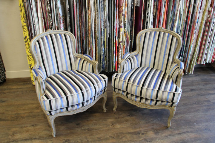 Fauteuils Louis XV renoves avec tissu Philadelphie