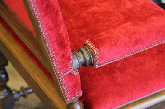 Restaurer un fauteuil Henri IV